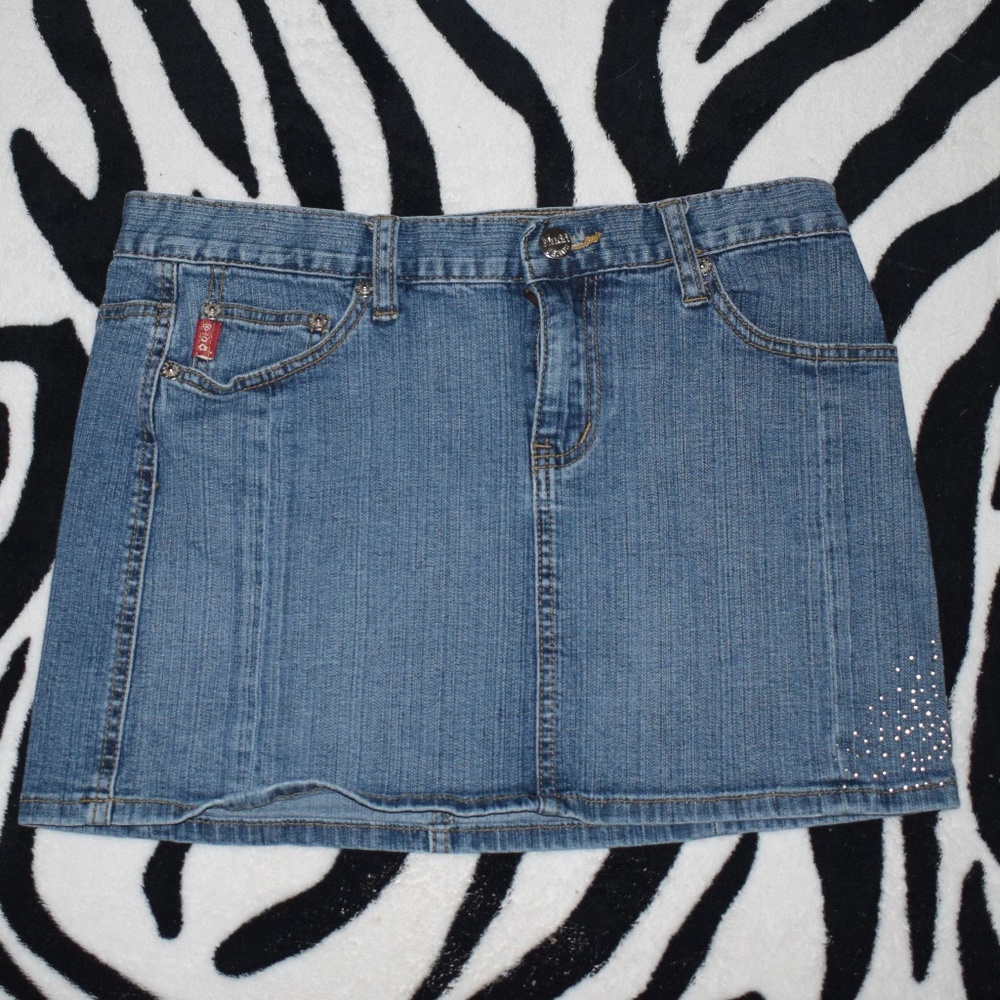 Mudd Brand, 12" Long, 14" at waist, Size 5